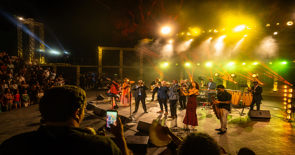 The Buena Vista Orchestra Une traversée du monde en musique 